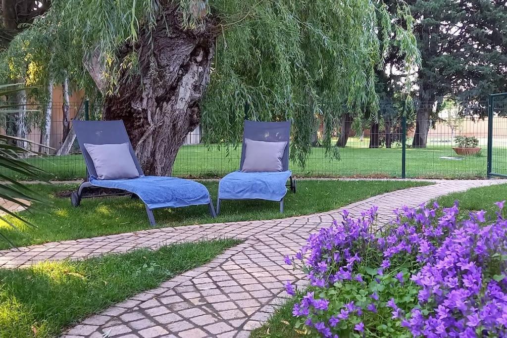 Logement Lumineux, Entierement Renove Avec Jardin Caumont-sur-Durance Kültér fotó